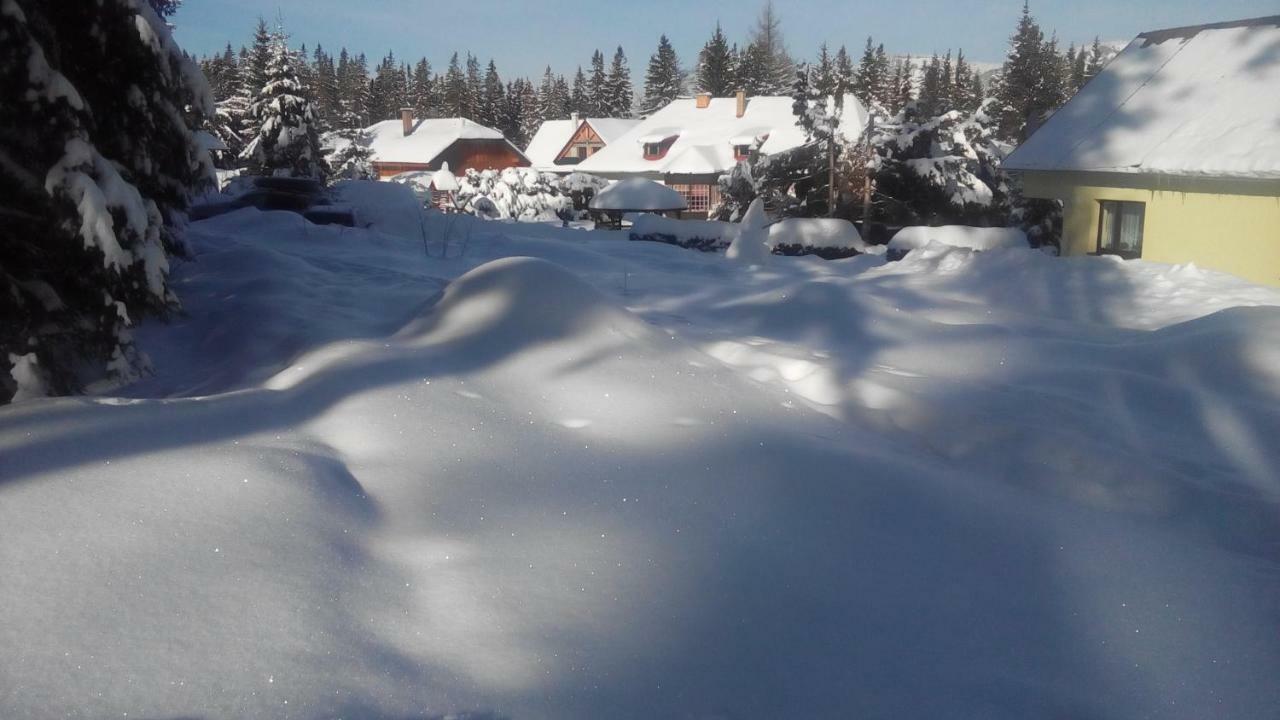 Almet, Apartmánove štúdio 205 Dóval