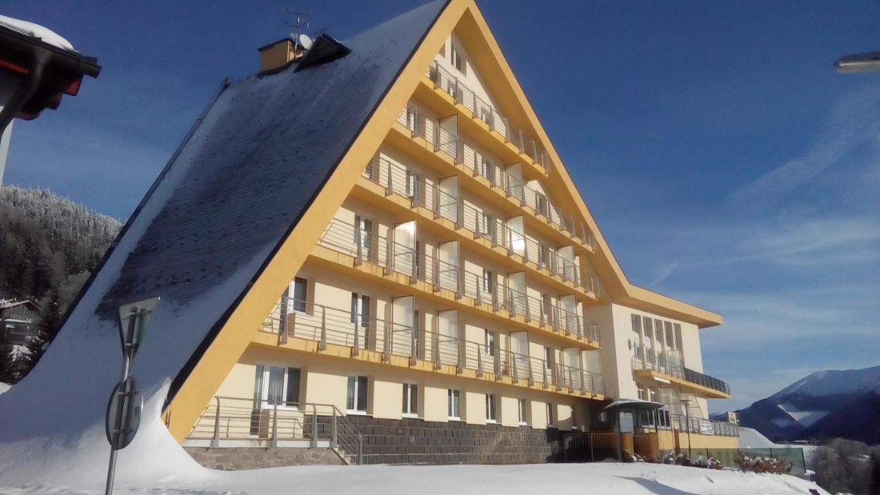 Almet, Apartmánove štúdio 205 * Dóval